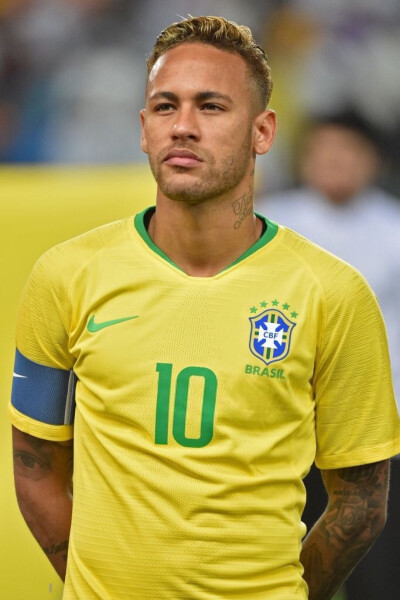 赢得了极高 赢得了极高